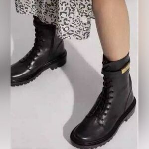Tory Burch hardware compat boots